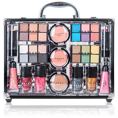Carry All Trunk Professional Makeup Kit - Eyeshadow,Pedicure,manicure With Black Trim...